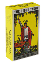Load image into Gallery viewer, The rider tarot Spanish knight tarot card Smith waite 008
