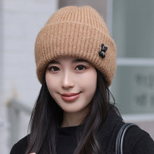 Load image into Gallery viewer, Winter autunm woolen hat outdoor  thick warm hat  ladies knitted hood
