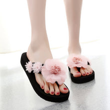Load image into Gallery viewer, Flower beach slippers for women summer beach non-slip thick-soled flip-flops for outer wear fashionable wedge sandals
