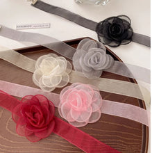 Load image into Gallery viewer, Choker Rose flower necklace Collier ras de cou fleur de rose
